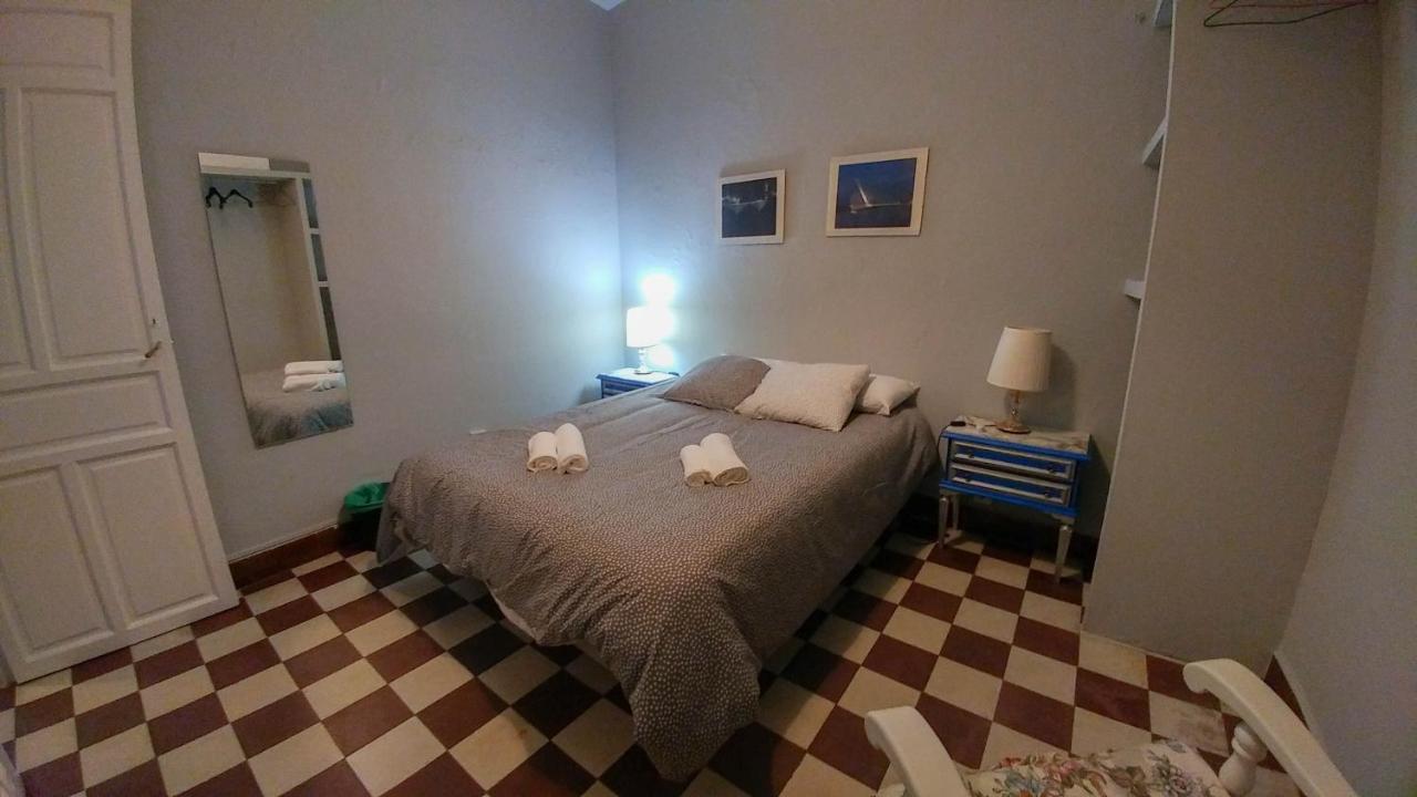 Apartamento Plaza De Dona Elvira 8 Seville Luaran gambar